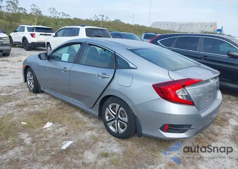 2018 Honda Civic Lx z USA, uszkodzony, nr VIN 19XFC2F56JE000416